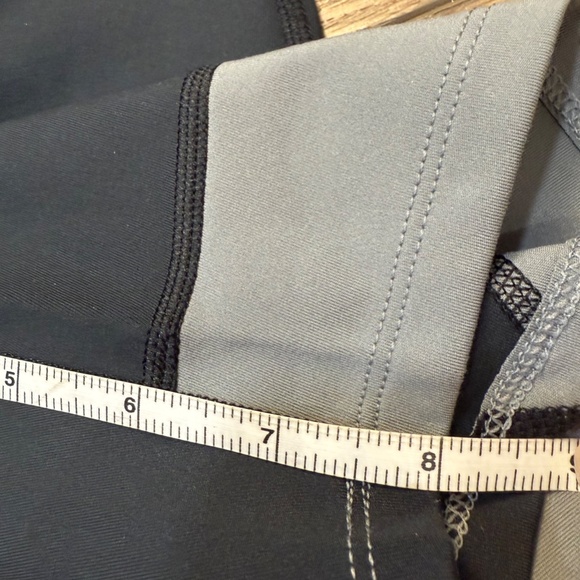 Jordan Women's Tight Fit Shorts NWT, Size Small, Gym, Athletic, Pull-On - Picture 4 of 8